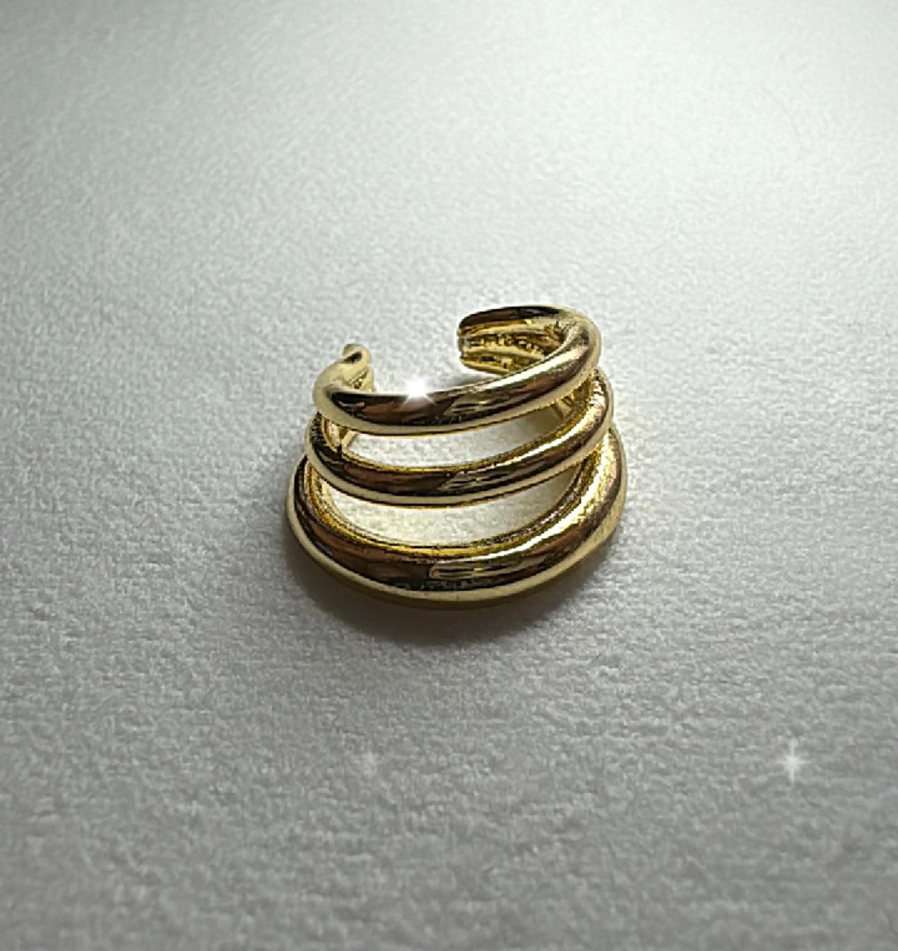 EarCuffs