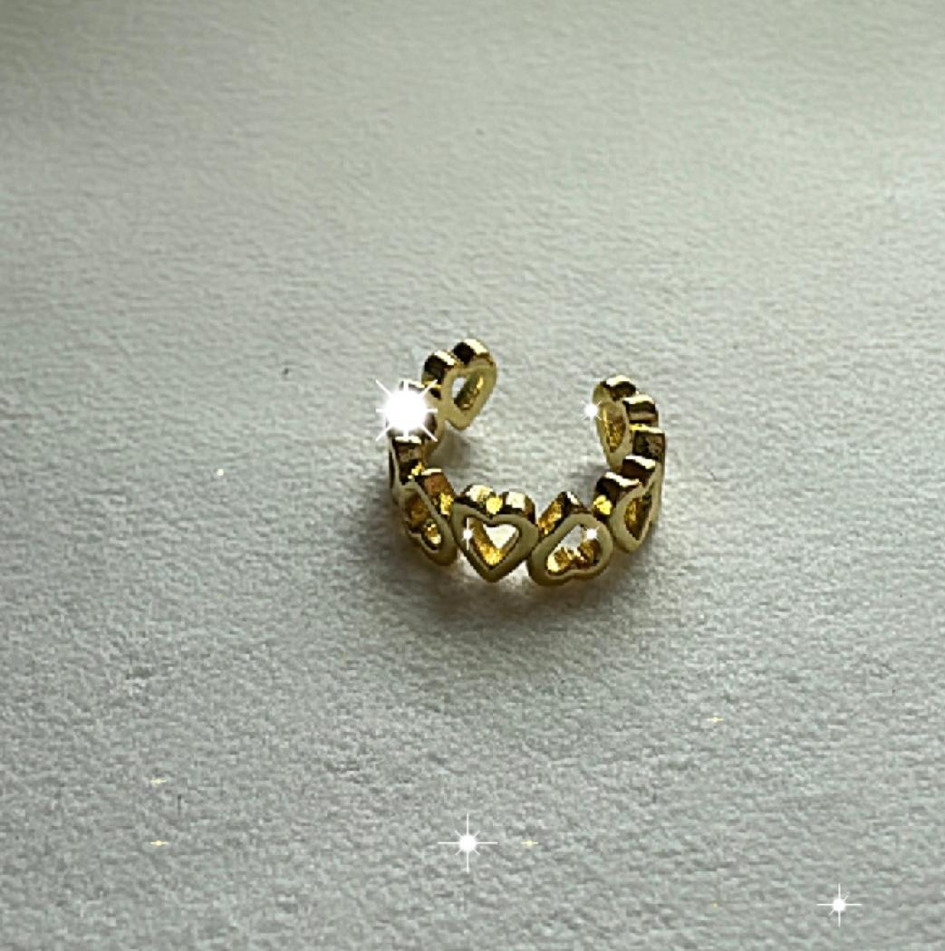 EarCuffs
