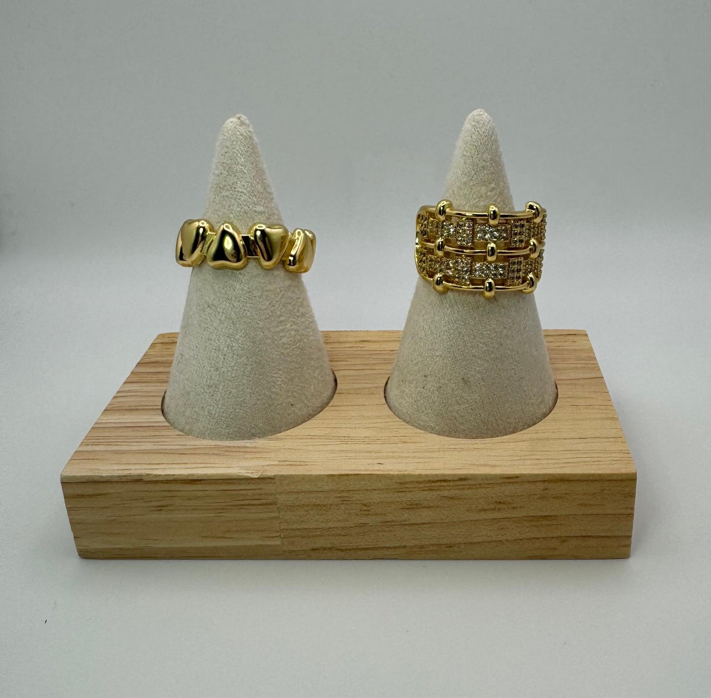 Noah Ring